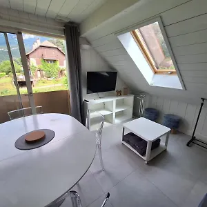 La Baie Des Voiles 3 4 à 6 Personnes Au Bord Du Privée Duingt